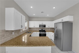 3733 Horseshoe Mesa St in Las Vegas, NV - Building Photo - Building Photo