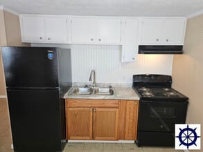 715 E 13th St in Panama City, FL - Building Photo - Building Photo