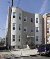 97-99 Zabriskie St in Jersey City, NJ - Building Photo