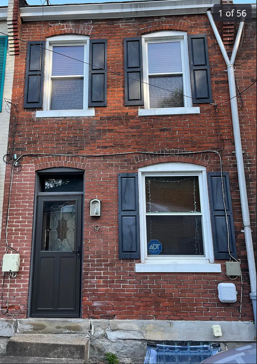 19 St Leo St in Pittsburgh, PA - Building Photo