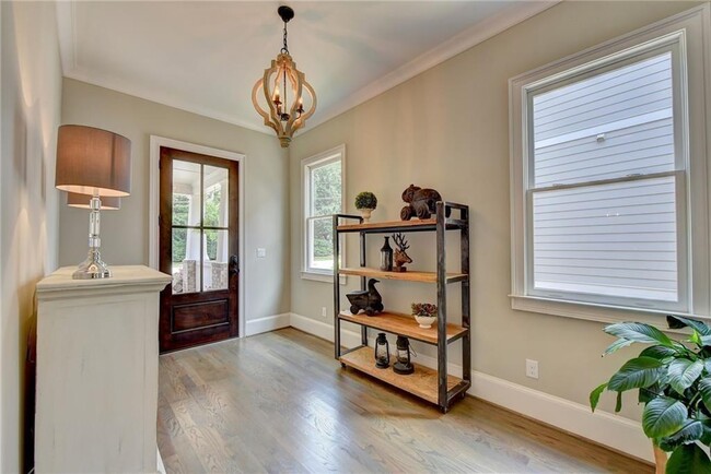 1099 Wright Ave NE in Atlanta, GA - Building Photo - Building Photo
