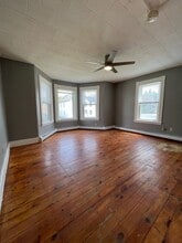 133 Pleasant St, Unit 1 in Gardner, MA - Building Photo - Building Photo