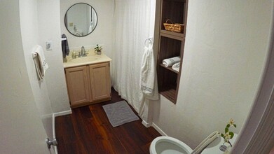 4725 N Camino Feliz in Tucson, AZ - Building Photo - Building Photo