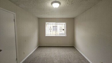 7222 Northleaf Dr in Houston, TX - Building Photo - Building Photo