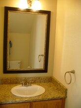 2484 St Paul Dr in Colorado Springs, CO - Foto de edificio - Building Photo