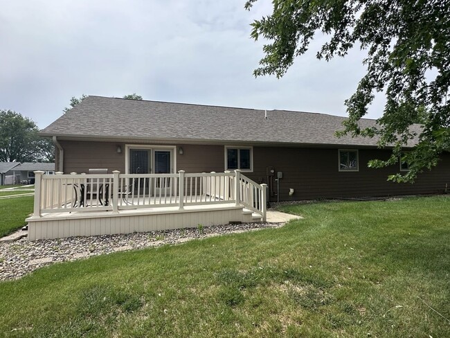 property at 208 Franklin St