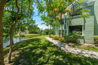 1050 Crystal P Way in Delray Beach, FL - Building Photo - Building Photo