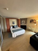 840 Turquoise St in San Diego, CA - Building Photo - Building Photo