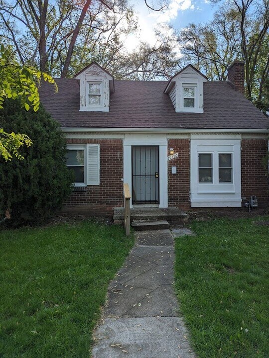 19386 Yonka St in Detroit, MI - Building Photo