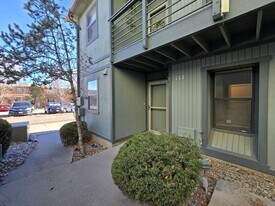 1300 Iris St in Los Alamos, NM - Building Photo