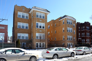 4341-4345 N Sacramento Ave Apartments