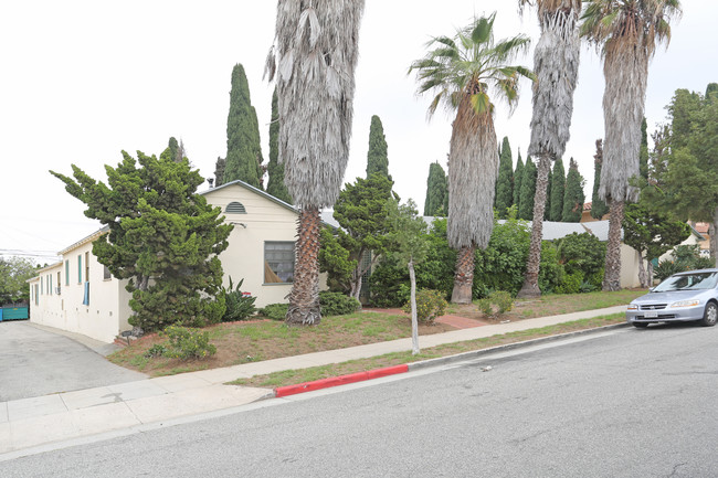 2255 30th St in Santa Monica, CA - Building Photo - Primary Photo