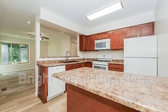 373 Elan Ct in St. Paul, MN - Building Photo - Building Photo