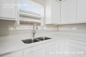 3700 Ventura Ave in Edinburg, TX - Foto de edificio - Building Photo