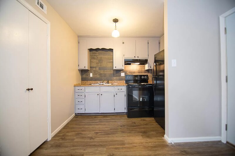 620 Maryland Ave-Unit -Apt 9 in Shenandoah, VA - Building Photo