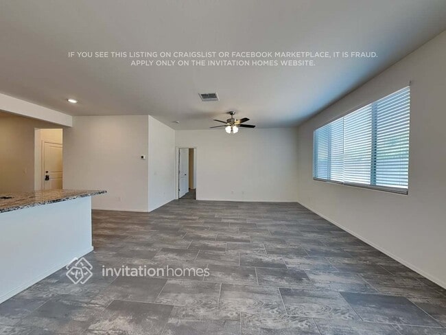 17490 W Molly Ln in Surprise, AZ - Building Photo - Building Photo