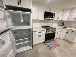 94 Ashford St-Unit -BSMT in Brooklyn, NY - Building Photo - Building Photo