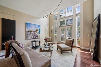 88 King St in San Francisco, CA - Building Photo - Building Photo