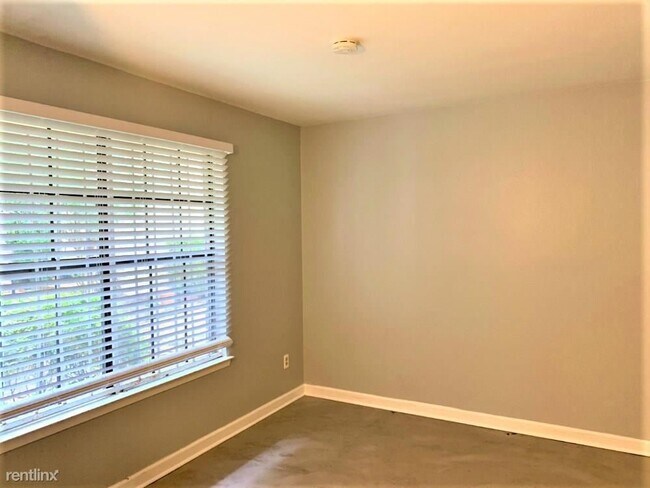 8400 Jamestown Dr-Unit -Apt 218 in Austin, TX - Building Photo - Building Photo