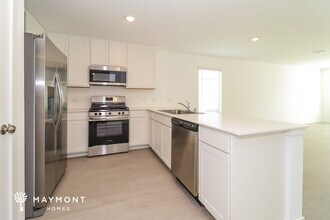 3057 Titan Spgs Dr in Saginaw, TX - Foto de edificio - Building Photo