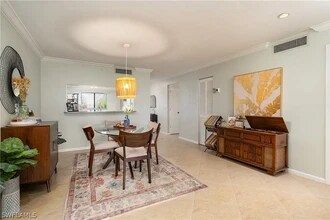 4277 Mariner Way, Unit 216 in Ft. Myers, FL - Building Photo - Building Photo