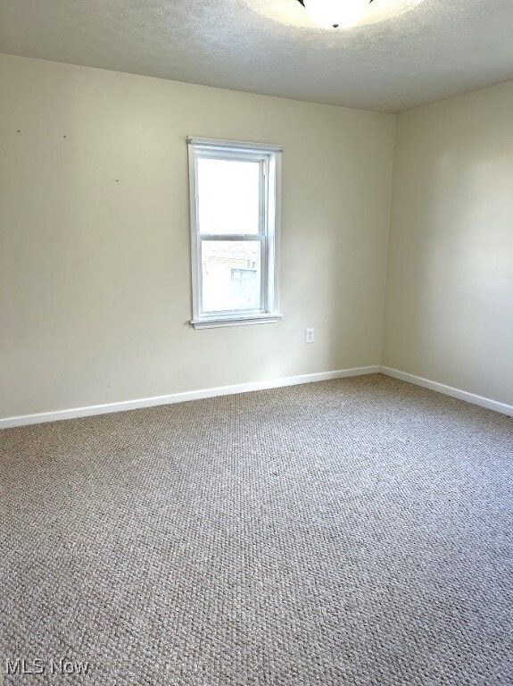 128 S 13th St in Weirton, WV - Building Photo - Building Photo