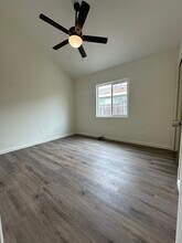 3623 W 105th St, Unit #B in Inglewood, CA - Foto de edificio - Building Photo