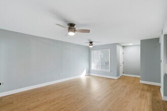 3595 41st Ln S, Unit 48B in St. Petersburg, FL - Building Photo - Building Photo