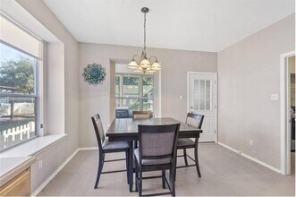 1018 Peyton Pl in Cedar Park, TX - Foto de edificio - Building Photo