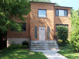 376 Probasco St, Unit 8 in Cincinnati, OH - Building Photo