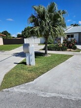 61 NW 132nd Pl in Miami, FL - Building Photo - Building Photo