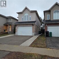 23 Schueller St in Kitchener, ON - Building Photo