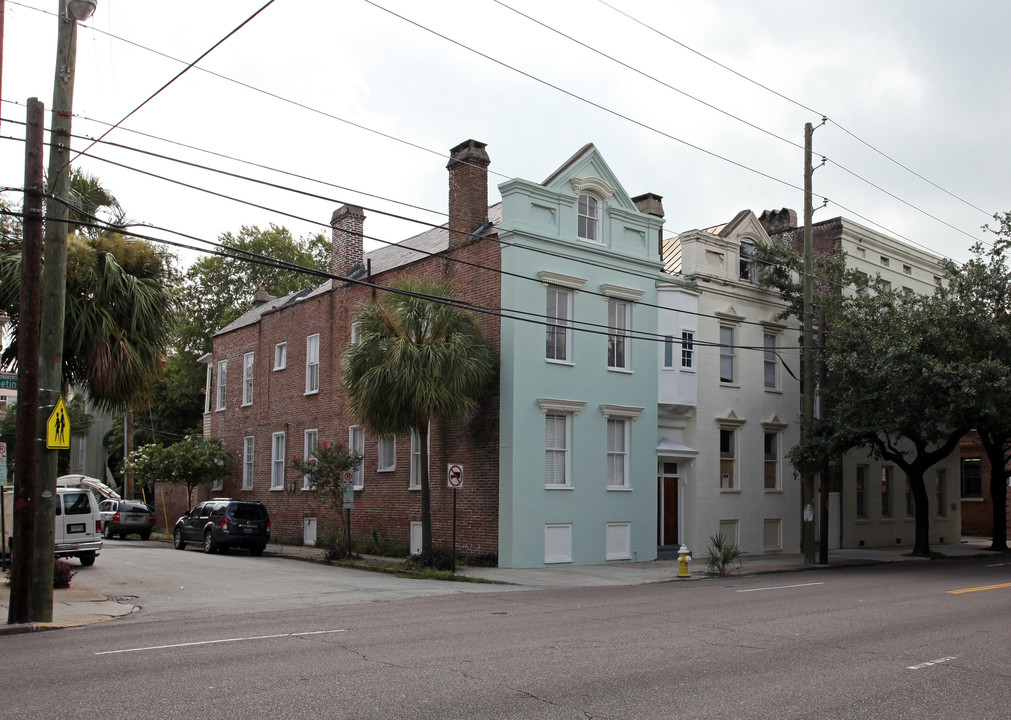 67 Society St in Charleston, SC - Building Photo