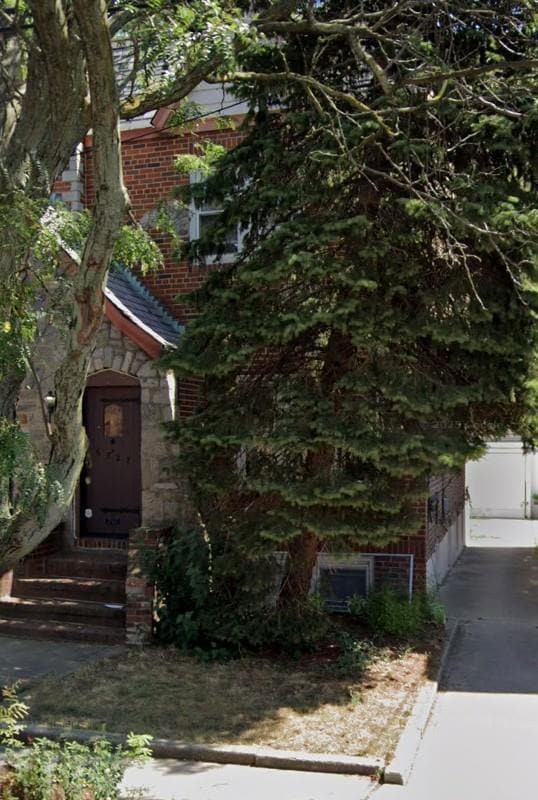 property at 68-27 Alderton St