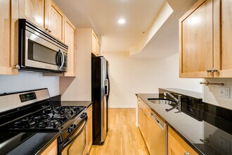 210 Broadway, Unit A-107 in Everett, MA - Building Photo - Building Photo