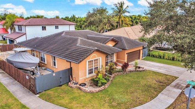 15875 SW 149th Ln in Miami, FL - Building Photo - Building Photo