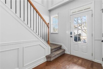 5675 Falls Landing Dr in Cumming, GA - Building Photo - Building Photo