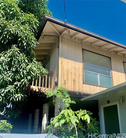 3510 Hinahina St in Honolulu, HI - Building Photo