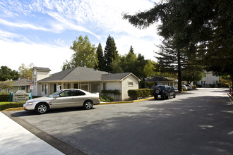 Sycamore Glen in Morgan Hill, CA - Foto de edificio - Building Photo