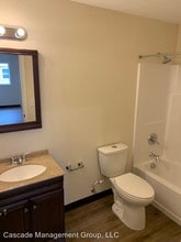 127 Whitman St S in Monmouth, OR - Building Photo - Building Photo