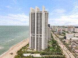 18201 Collins Ave in Sunny Isles Beach, FL - Building Photo