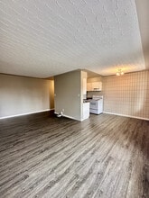 Pine Glen Apartments in Prince George, BC - Building Photo - Building Photo