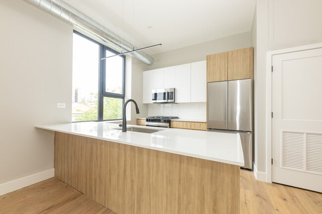 Sixty44 Residences in Chicago, IL - Building Photo - Building Photo