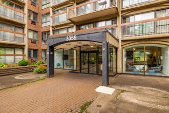 Z-PC in Montréal, QC - Building Photo - Building Photo