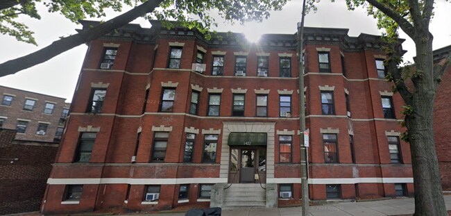 1410 Commonwealth Ave in Boston, MA - Building Photo - Building Photo