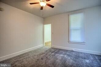 424 W Main St-Unit -1ST FLOOR in Palmyra, PA - Building Photo - Building Photo