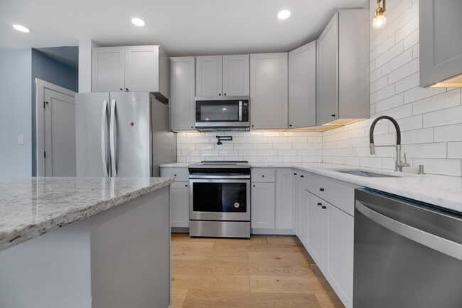 6914 Willow St NW in Washington, DC - Building Photo - Building Photo