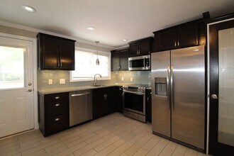 7509 Conser in Overland Park, KS - Building Photo - Building Photo