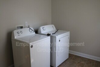 2728 Kingswood Dr in Columbia, SC - Building Photo - Building Photo