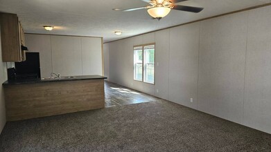 1912 E Campus St in Wichita, KS - Building Photo - Building Photo